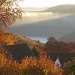 Garden & Hill Limburg شقة سيمراث