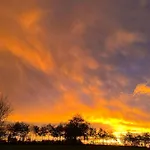 Garden & Hill Limburg شقة سيمراث