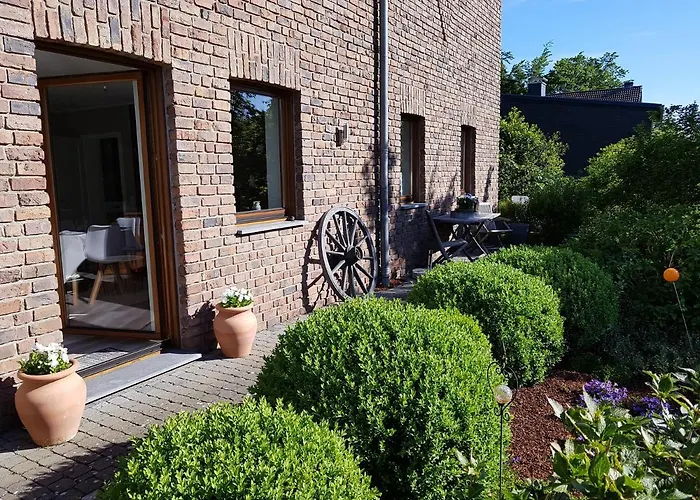 Garden & Hill Limburg Lägenhet *